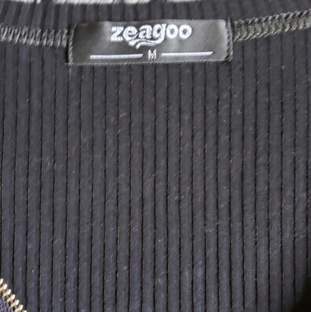 Zipper Dress (LBD with an edge) - Picture 4 of 5